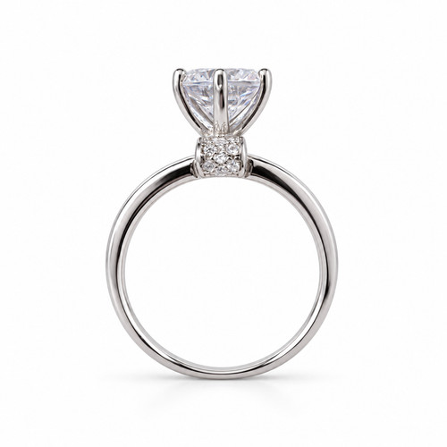 Women round cut solitaire - cut,